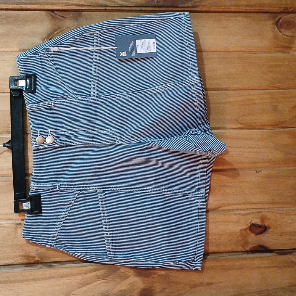 Universal Thread High Rise Railroad Stripe Denim Shorts-10-NWT